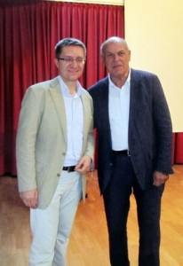 Martin Oberbauer (Ehrenamtsbörse) und Chairman Heinz Weiss